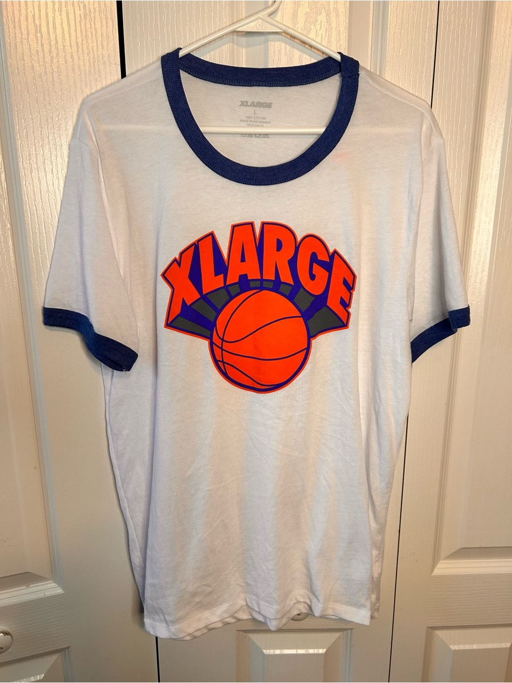 Urbana Outfitters Men’s L White Ringer Tee Blue Trim Basketball Graphic NWT